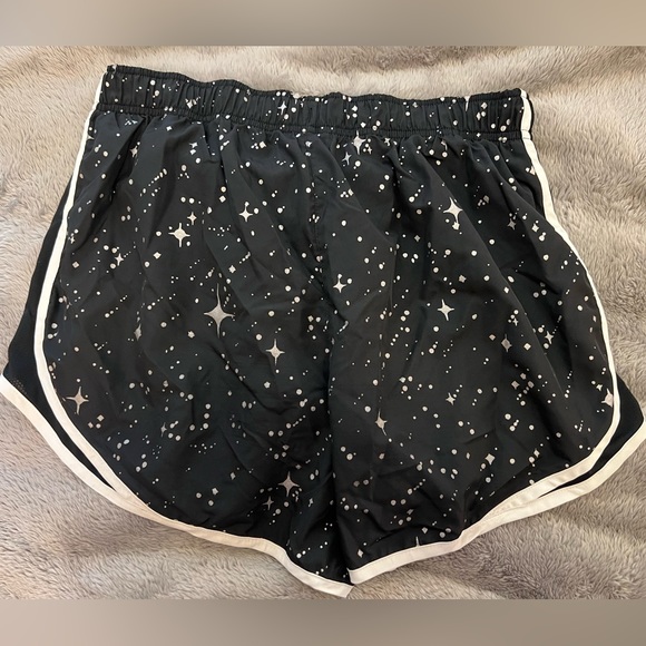 Nike Tempo Shorts with Stars - Medium - Picture 2 of 2